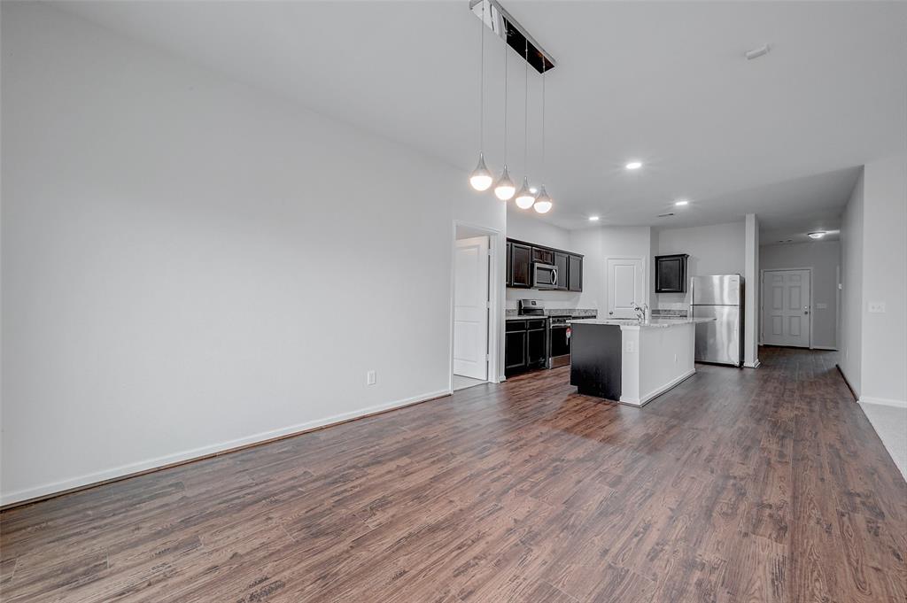 1025 Banyon Tree Lane, Brookshire, Texas image 14