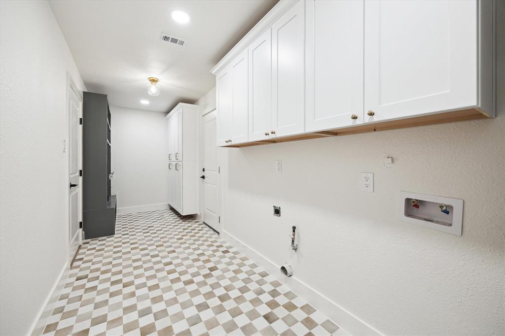 2330 Walnut Bend Lane, Houston, Texas image 26
