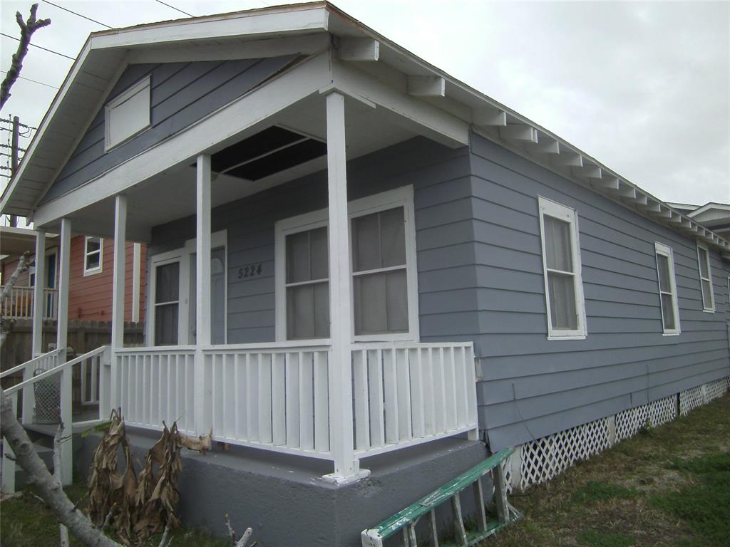 5224 Avenue M 1/2