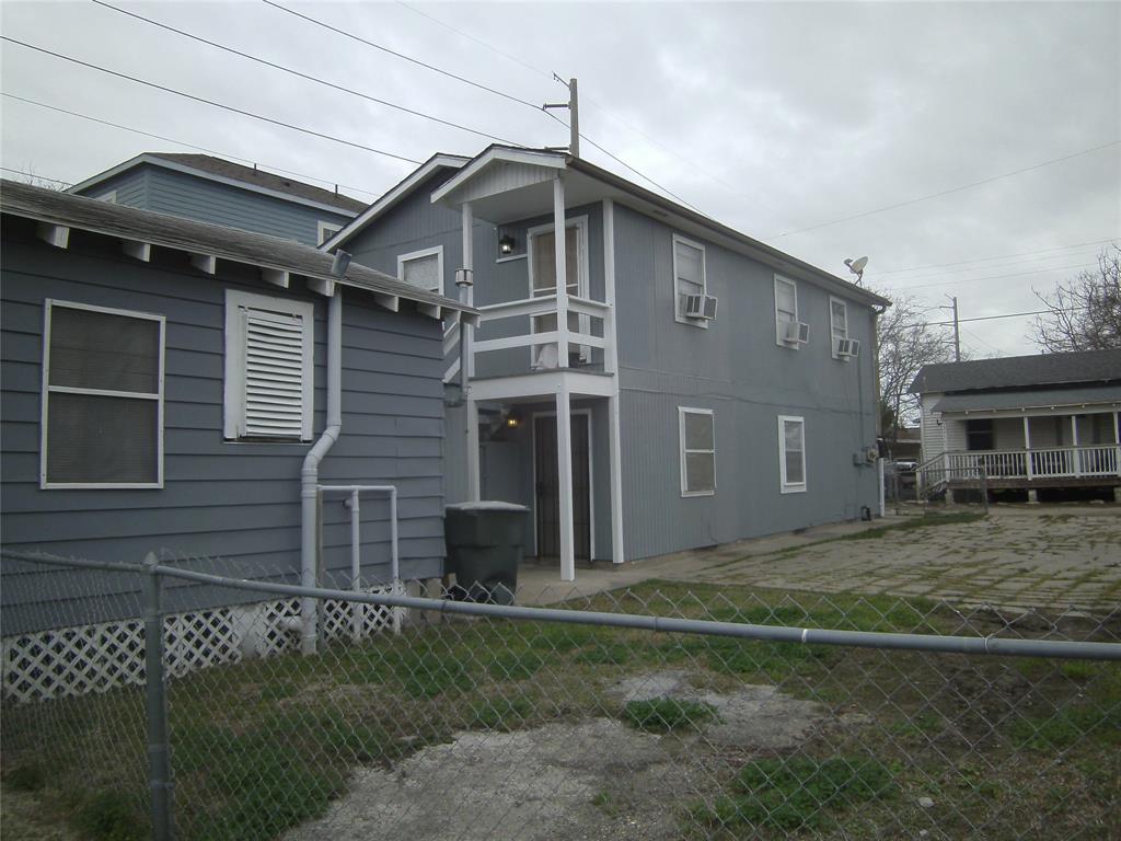 5224 Avenue M 1/2