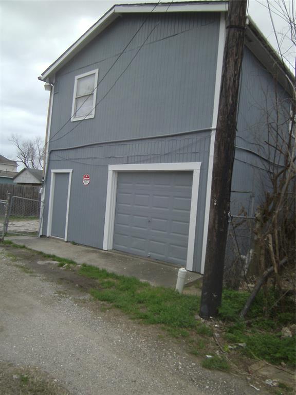 5224 Avenue M 1/2
