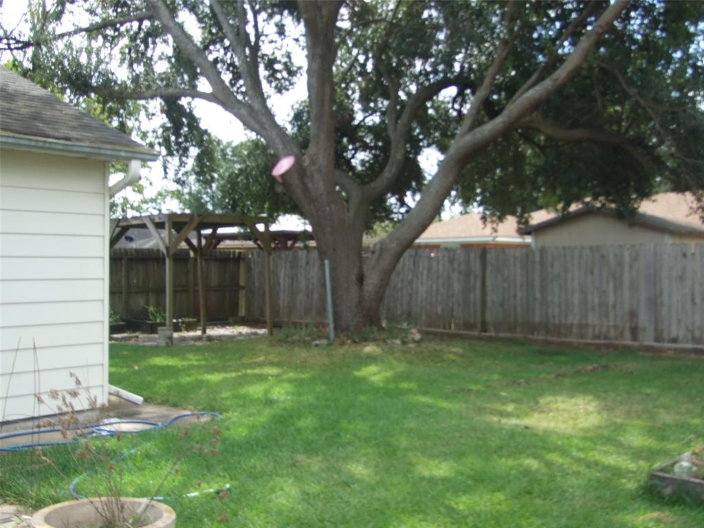 1204 Dogwood Drive, Pasadena, Texas image 16