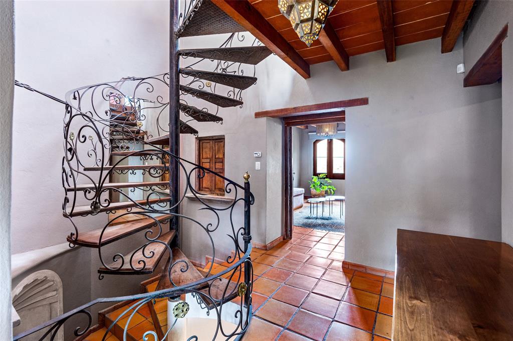 37700, Mexico, 4 Bedrooms Bedrooms, ,4 BathroomsBathrooms,Residential,Active,34397