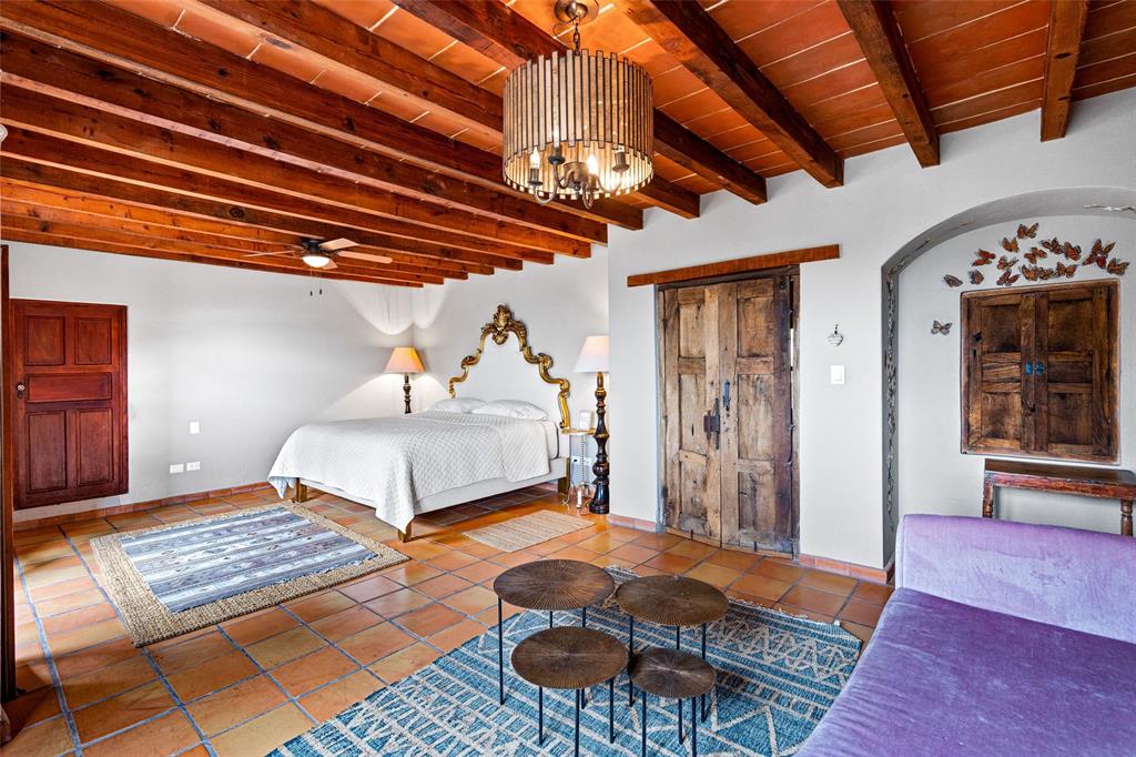 37700, Mexico, 4 Bedrooms Bedrooms, ,4 BathroomsBathrooms,Residential,Active,34397