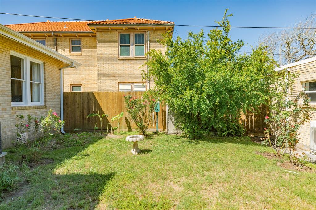 2402 O Avenue, Galveston, Texas image 18