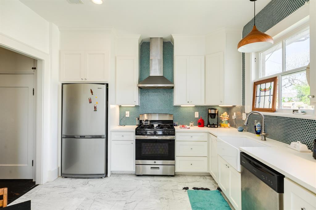2402 O Avenue, Galveston, Texas image 11