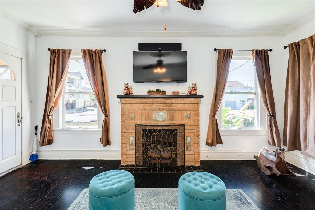 2402 O Avenue, Galveston, Texas image 7