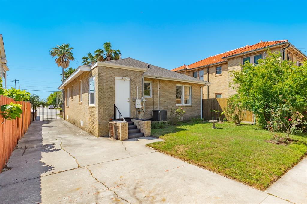 2402 O Avenue, Galveston, Texas image 17