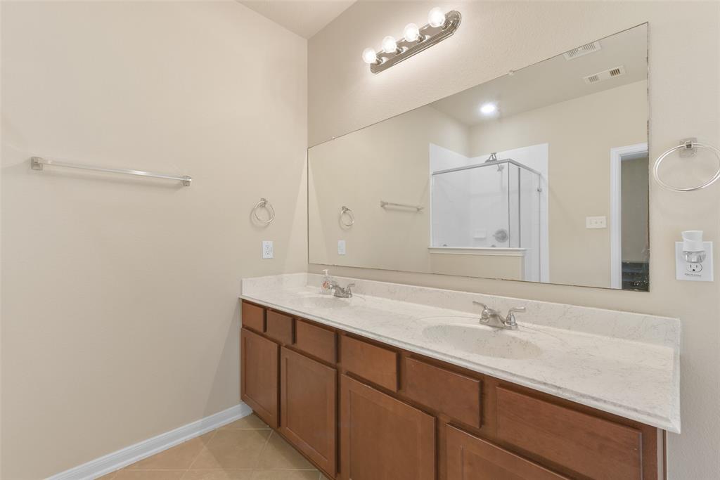 2310 Moonstone Court, Texas City, Texas image 15