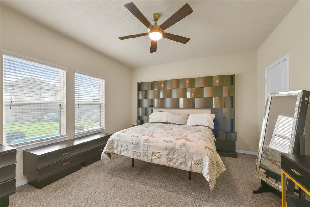 2310 Moonstone Court, Texas City, Texas image 13