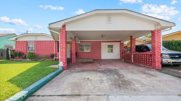 905 Bank Drive