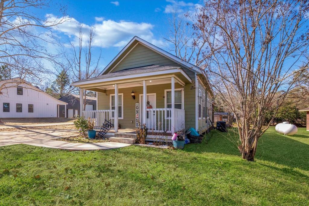 610 S Railroad Avenue