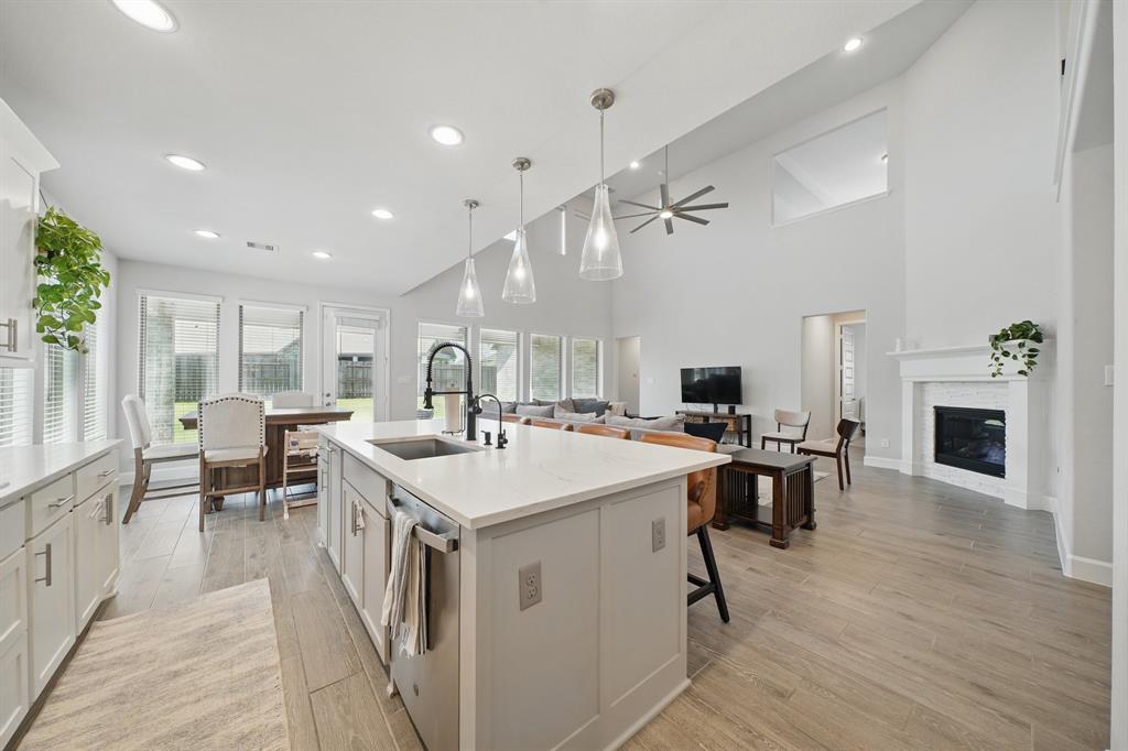 24210 Norwood Groves Drive, Richmond, Texas image 8