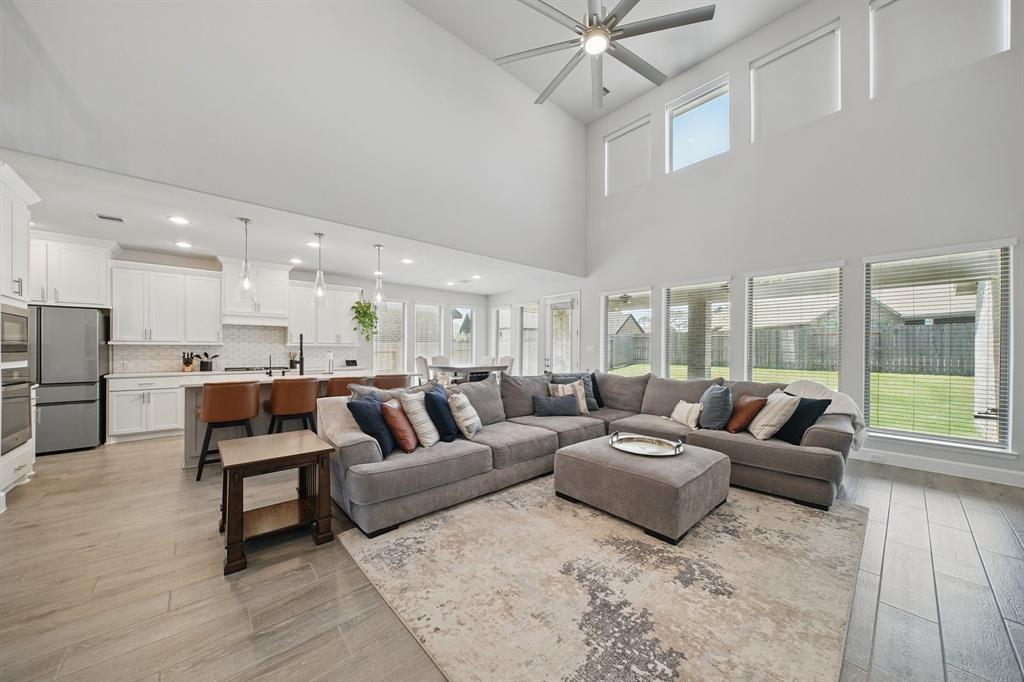 24210 Norwood Groves Drive, Richmond, Texas image 10