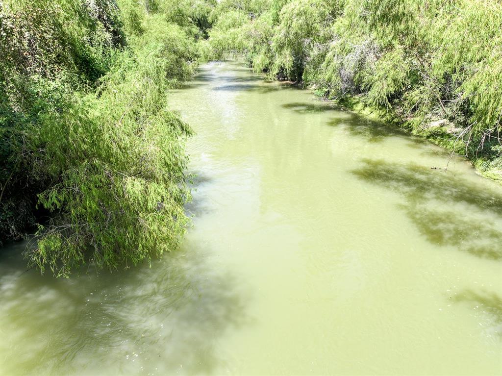 County Road 266, Poth, Texas image 21