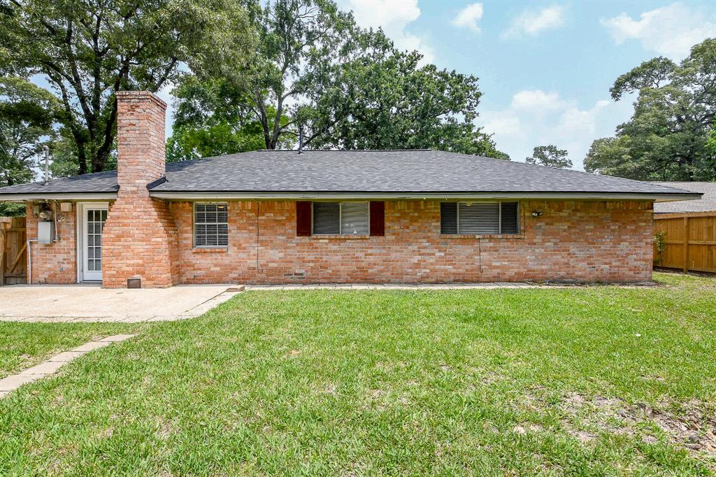25635 Glen Loch Drive, Spring, Texas image 25