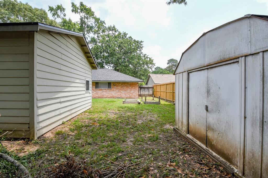25635 Glen Loch Drive, Spring, Texas image 30