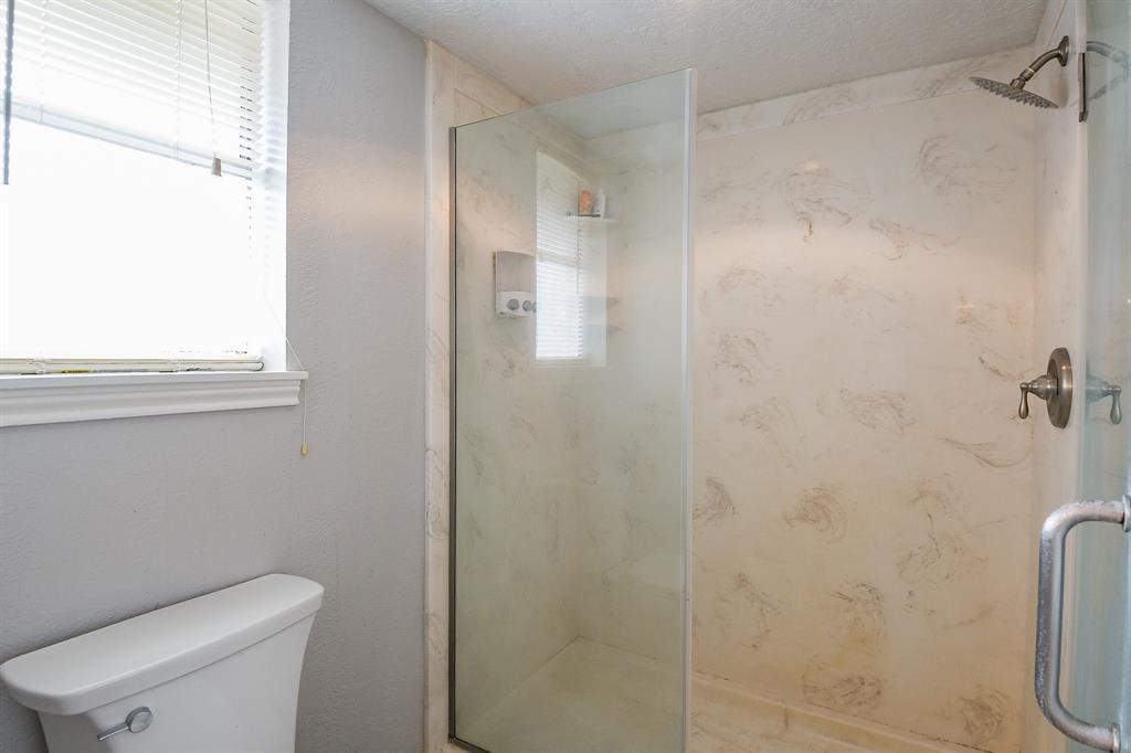 25635 Glen Loch Drive, Spring, Texas image 24