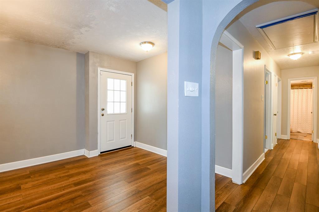 25635 Glen Loch Drive, Spring, Texas image 6