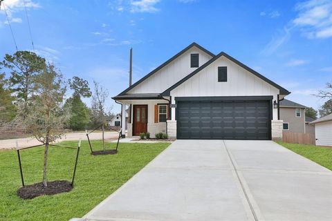 Photo of 26439 Lakeshore Drive, Hempstead, TX 77445 (MLS # 16375808)