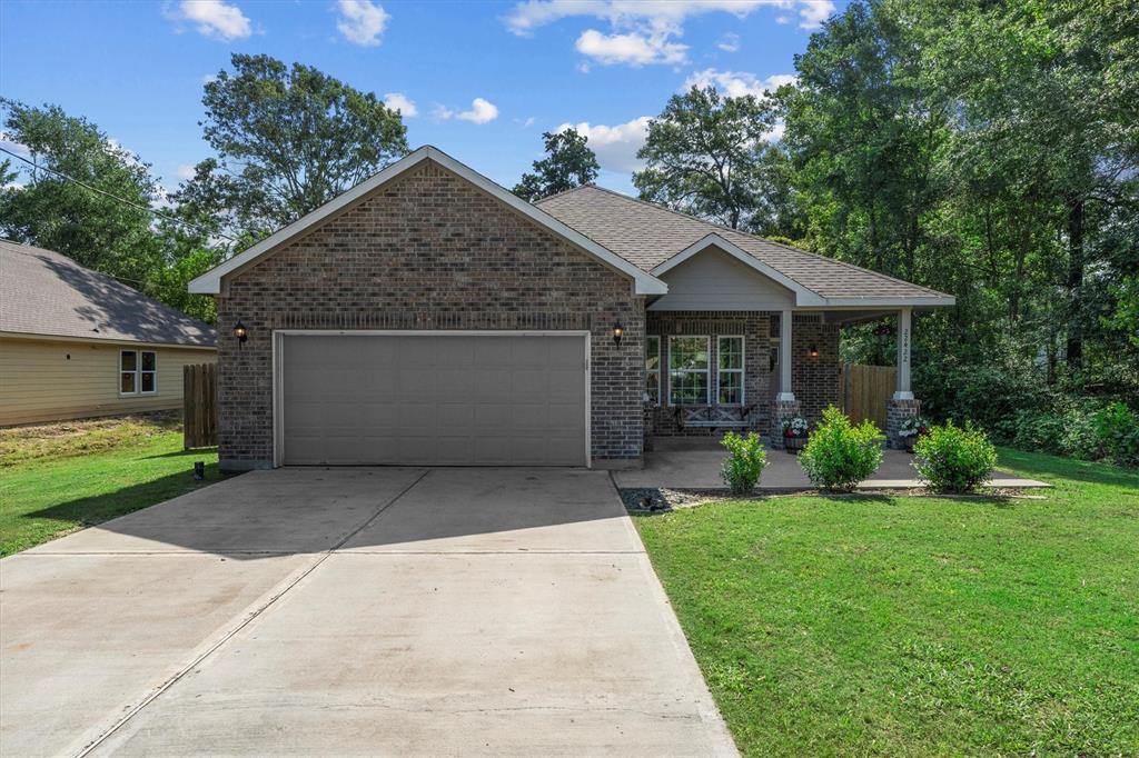 22422 Woodlake Road, Huffman, Texas image 1
