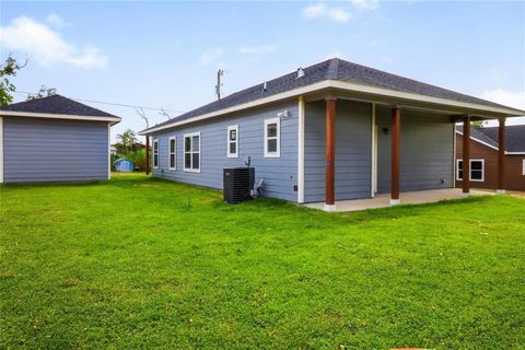 A home in Onalaska