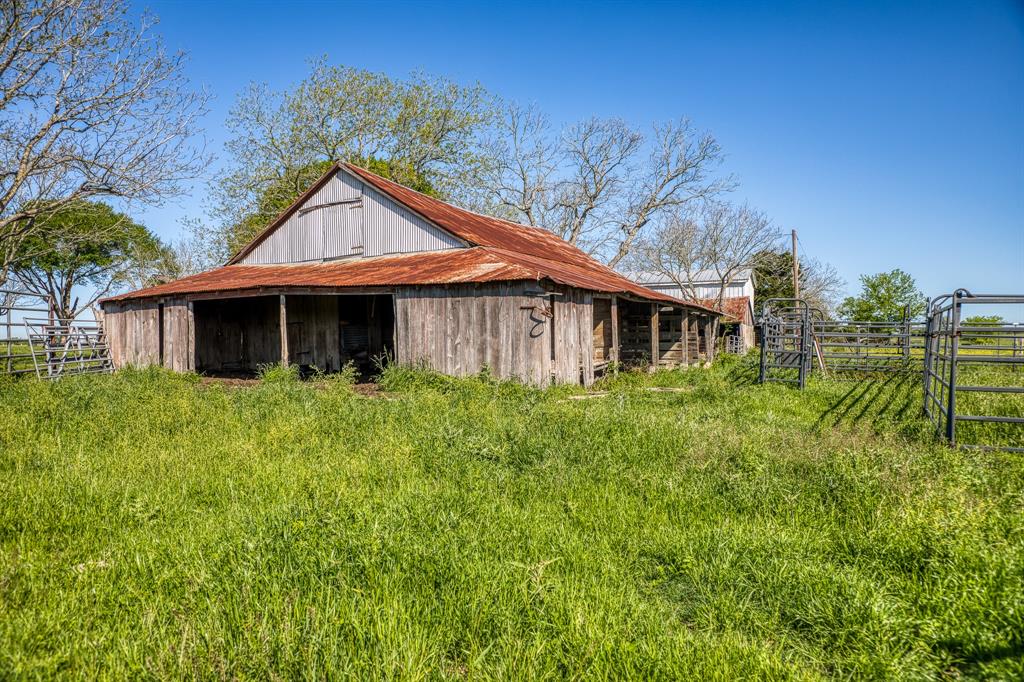 6902 Farm To Market 50, Brenham, Texas image 17