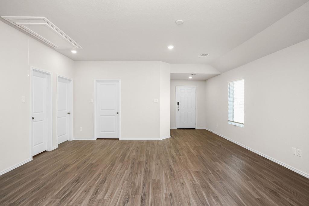 3302 Yellow Rose Drive