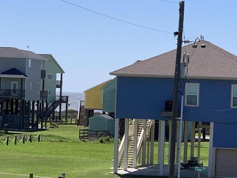 A home in Crystal Beach