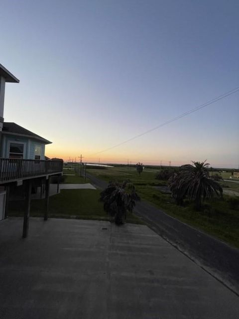 A home in Crystal Beach