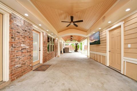 Photo of 8931 Jackwood Street, Houston, TX 77036 (MLS # 23406246)