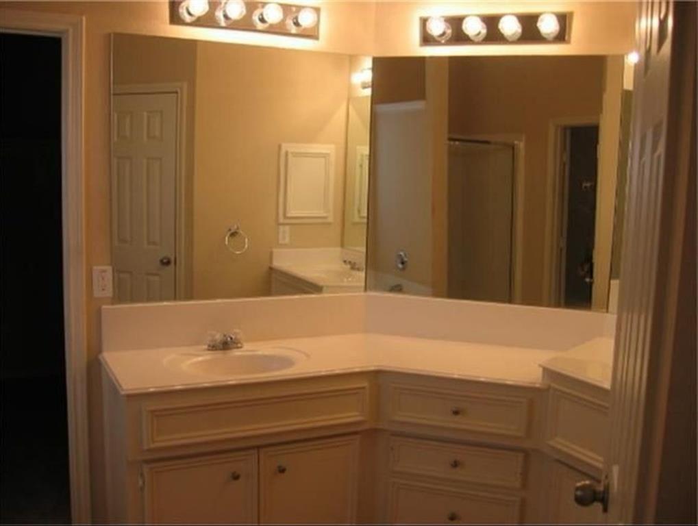 4923 Lake Gladewater Court, Richmond, Texas image 3