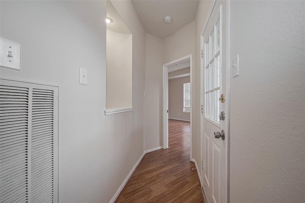 7407 Breda Drive, Baytown, Texas image 29