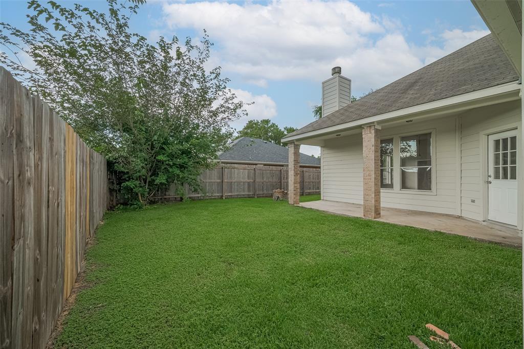 7407 Breda Drive, Baytown, Texas image 41