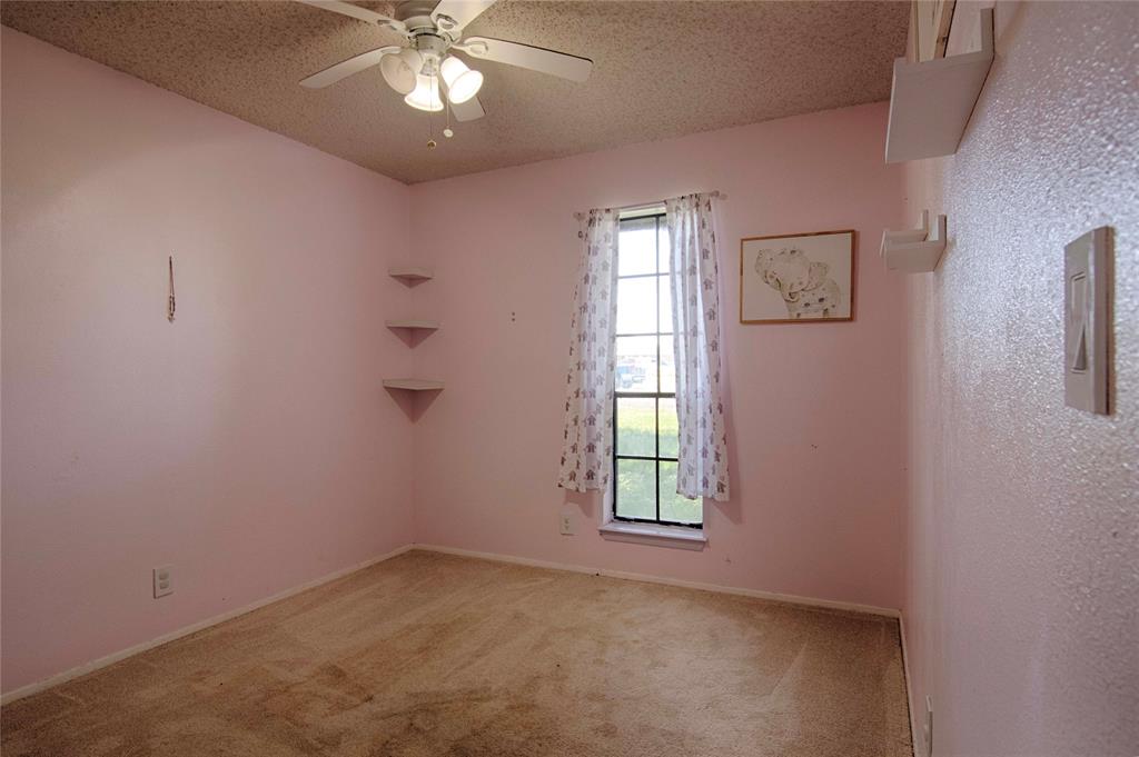 311 August Street, Schulenburg, Texas image 21