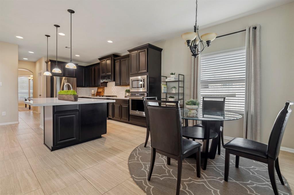 5727 Euclid Loop, Rosenberg, Texas image 2