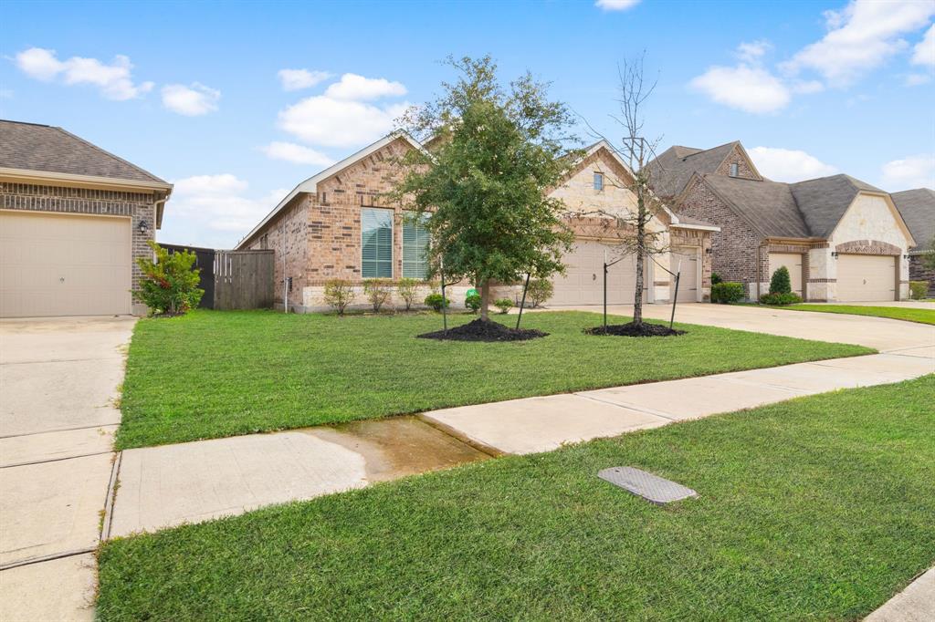 14754 Garner Falls Trail, Humble, Texas image 3