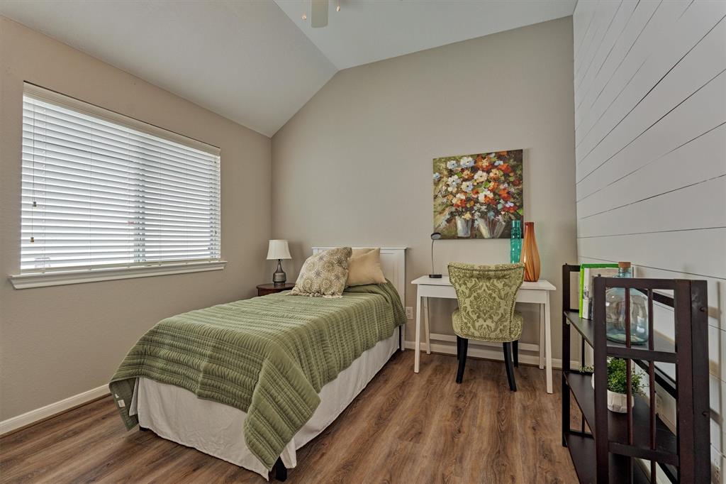 8726 Headstall Drive, Tomball, Texas image 20
