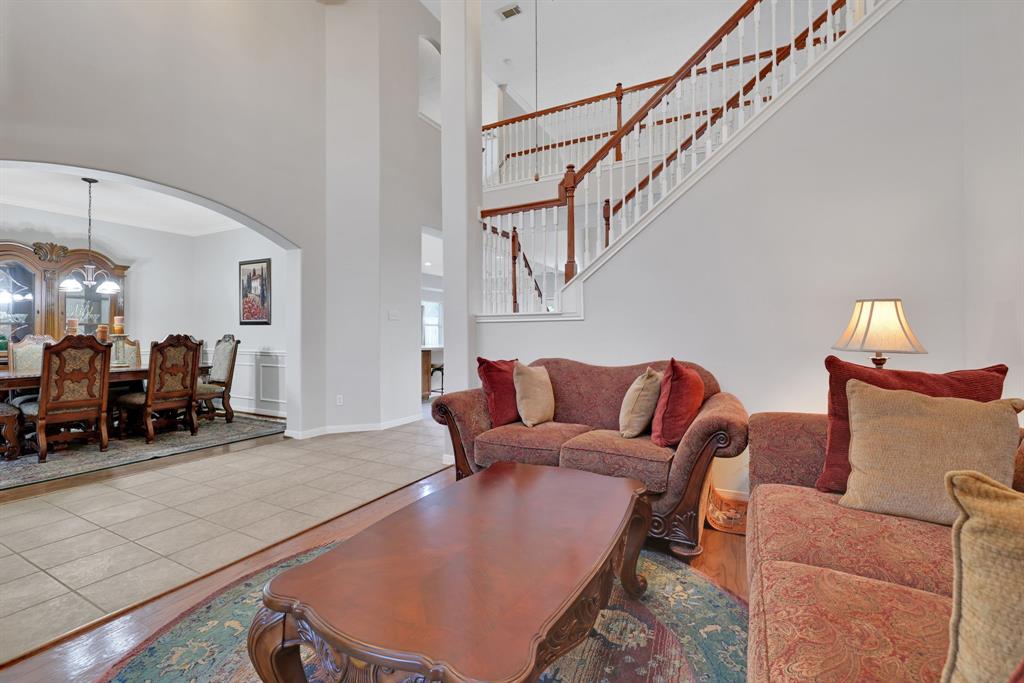 2331 Fern Bend Lane, Katy, Texas image 6