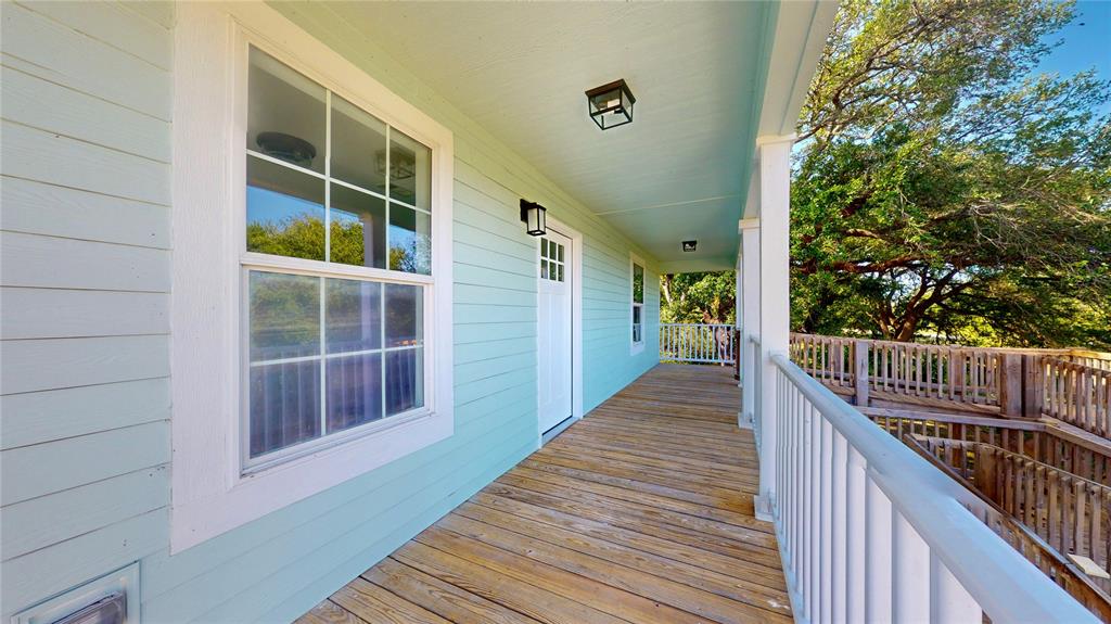 1461 Weeks Avenue, High Island, Texas image 5