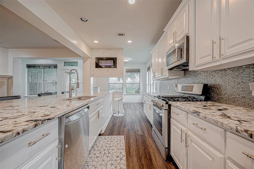 18415 Pin Oak Bend Drive, Cypress, Texas image 8