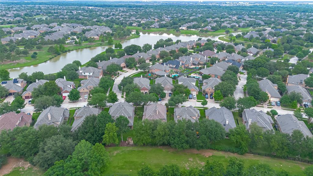18415 Pin Oak Bend Drive, Cypress, Texas image 31