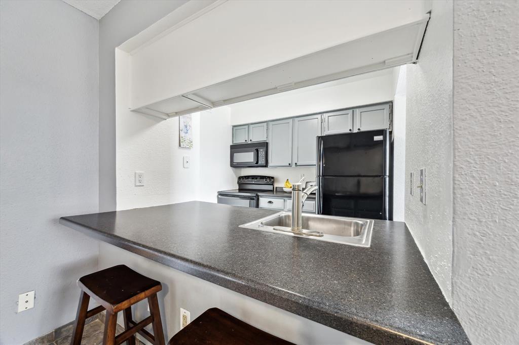 18515 Egret Bay Boulevard #808, Webster, Texas image 3