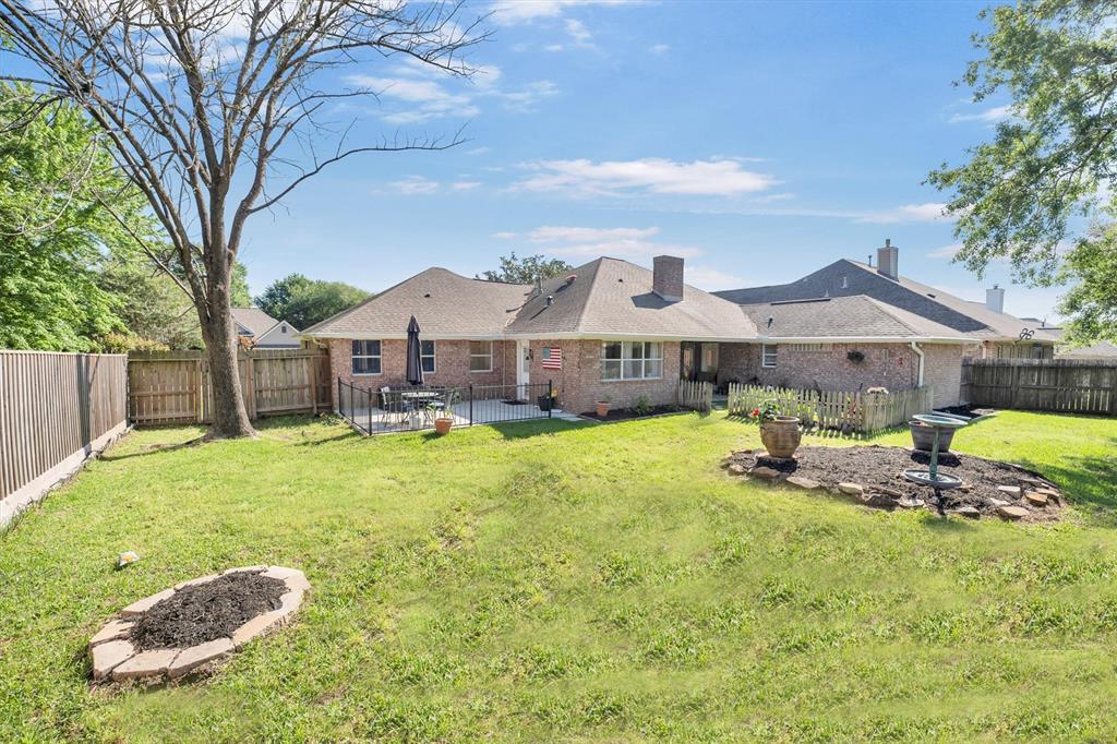 176 April Wind Drive, Conroe, Texas image 33