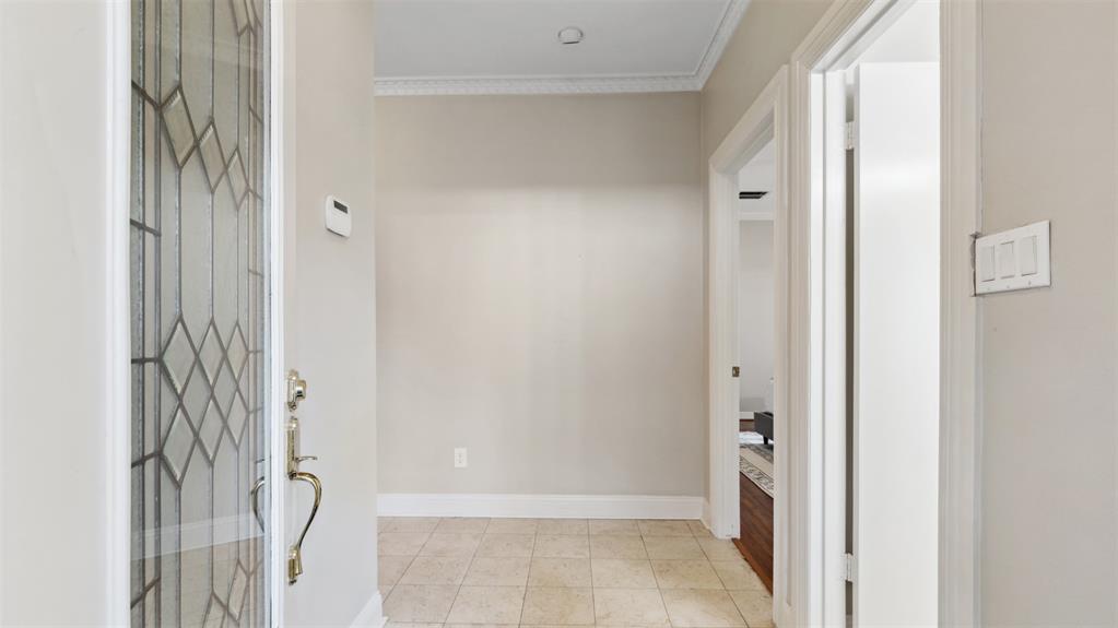 9628 Longmont Drive, Houston, Texas image 4