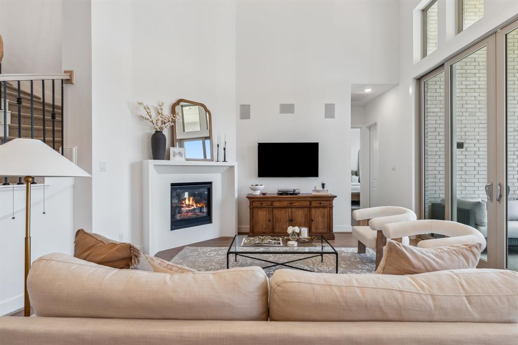 21514 Sunny Riverbank Circle