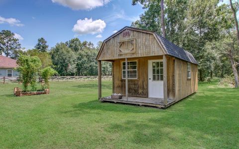 A home in Old River-Winfree