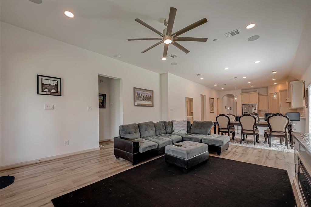 17192 Wild Robin Lane, Conroe, Texas image 10