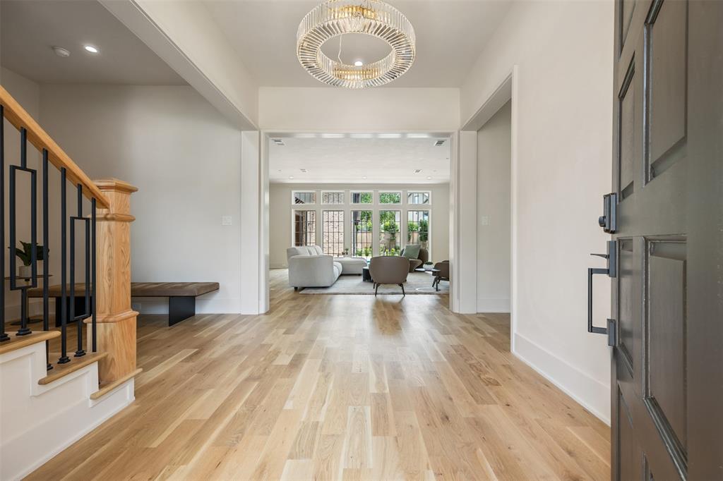 606 Pinehaven Drive
