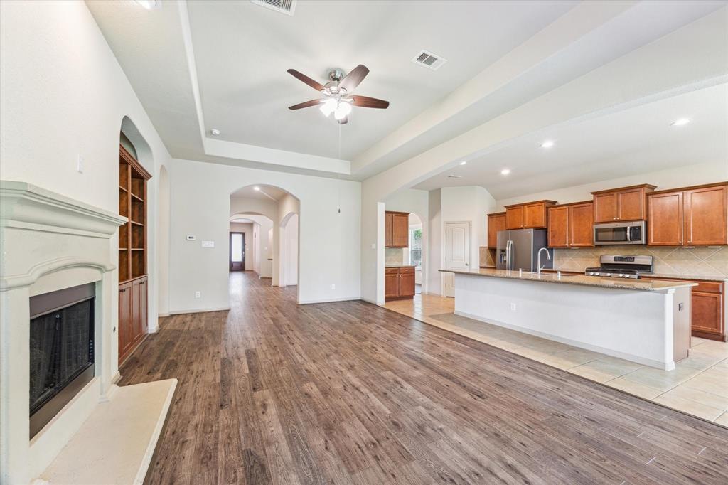 107 N Greenprint Circle, Tomball, Texas image 11